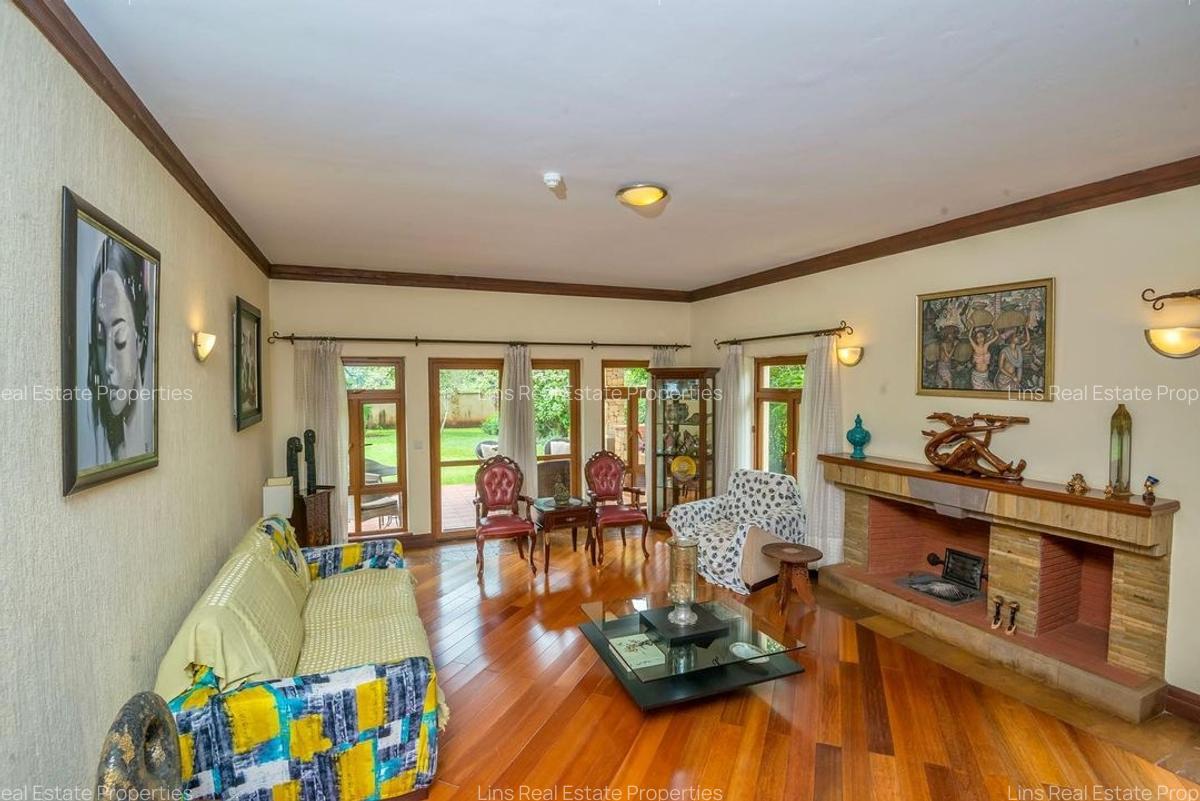 4 Bed Townhouse with En Suite in Kitisuru - 5