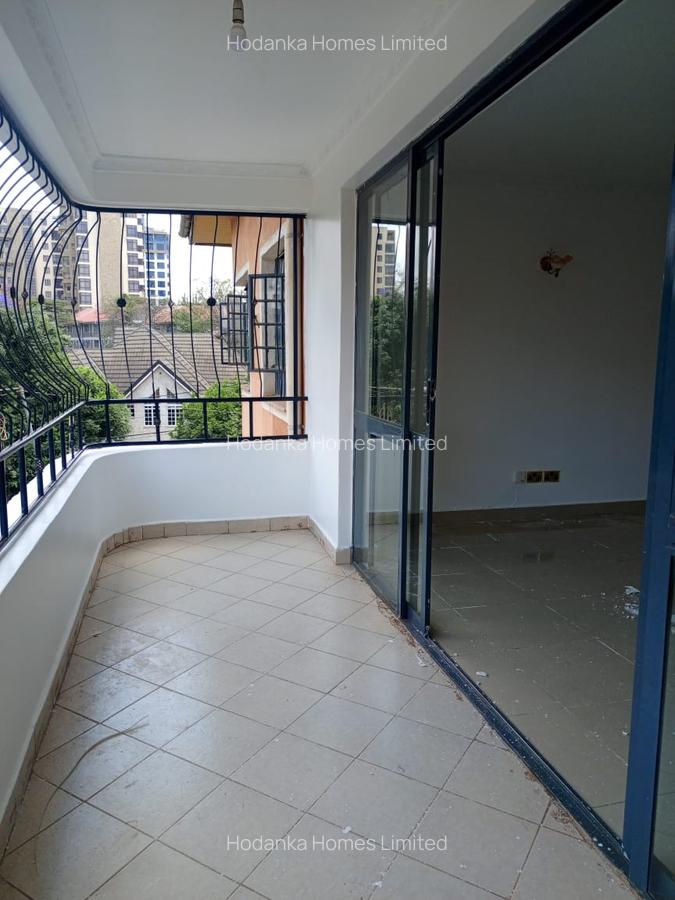 Serviced 3 Bed Apartment with En Suite in Kileleshwa - 11