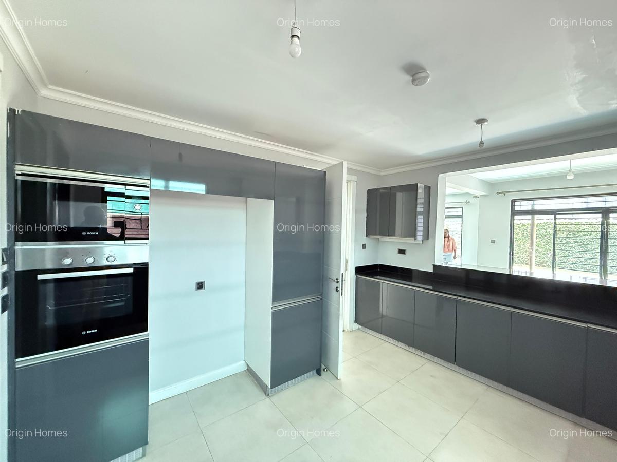 4 Bed Townhouse with En Suite at Kiambu Road - 5
