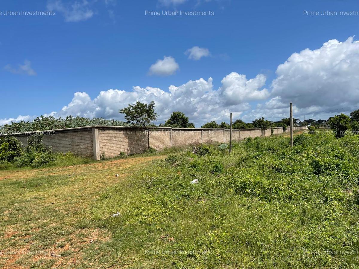 1,012 m² Land in Diani - 5