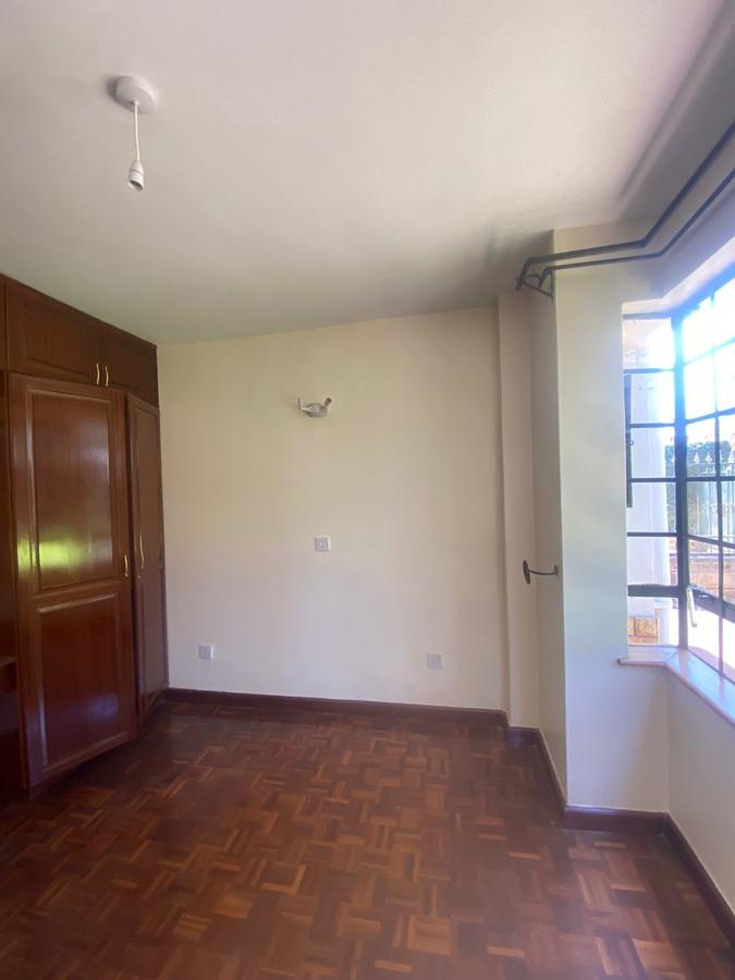 5 Bed Villa with En Suite in Lavington - 7