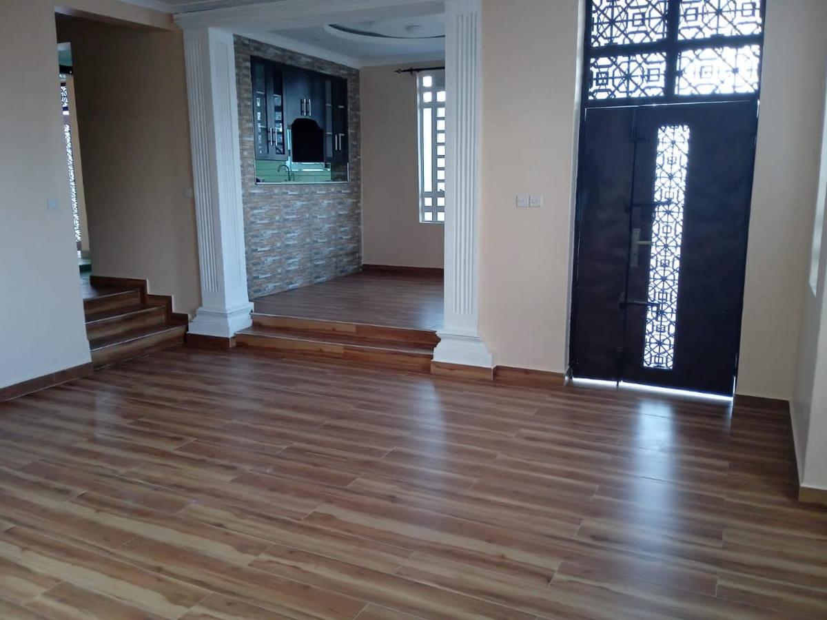 4 Bed Townhouse with En Suite in Ngong - 2