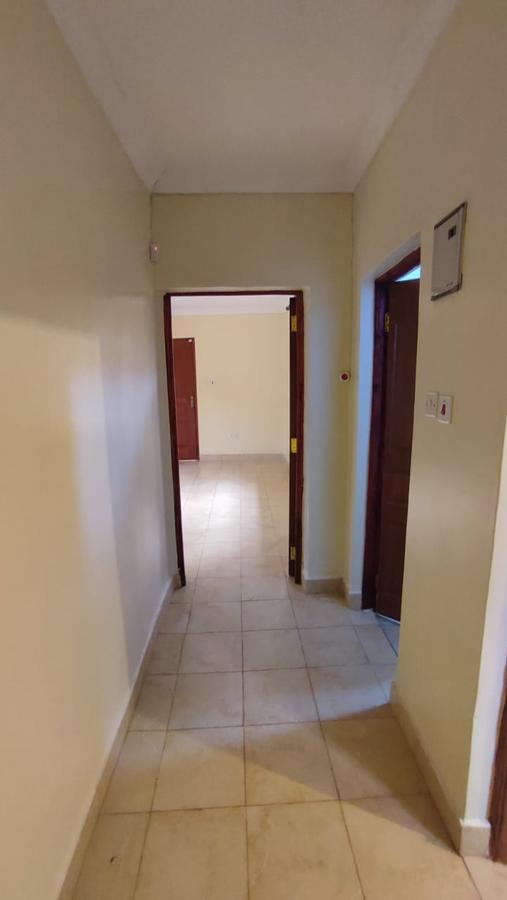 1 Bed House with En Suite at Loresho - 11