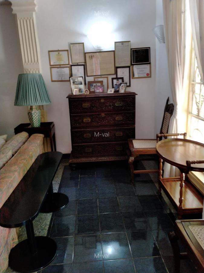 4 Bed Villa with En Suite at Casuarina - 11