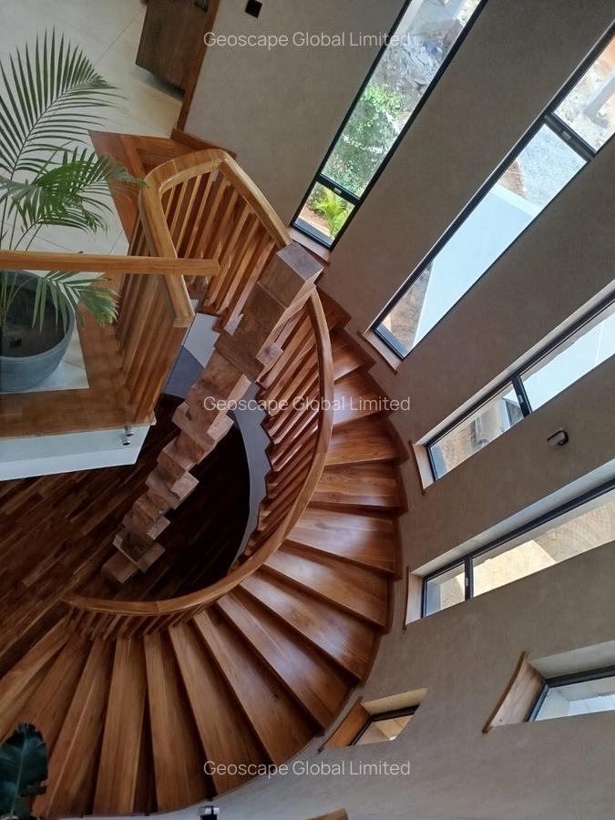 4 Bed House with En Suite in Loresho - 18