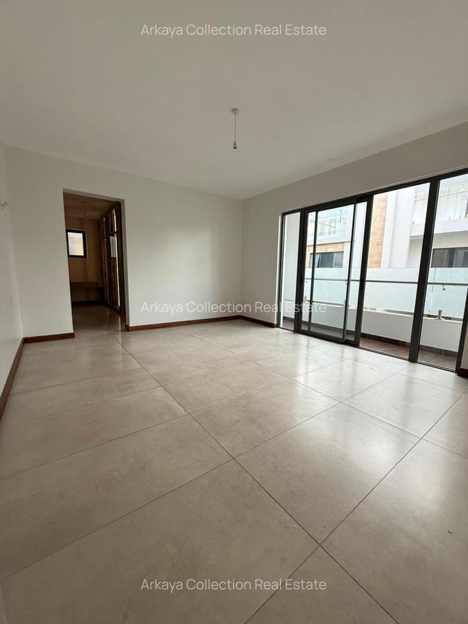 6 Bed Townhouse with En Suite in Lavington - 18