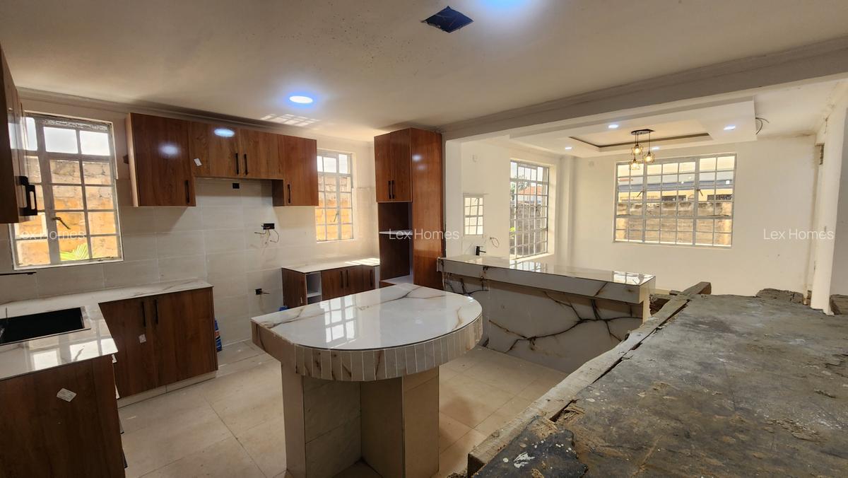 4 Bed House with En Suite at Rimpa - 6