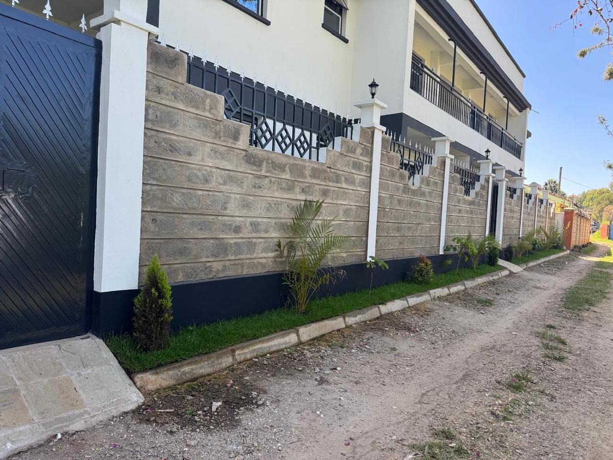 2 Bed Apartment with Parking at Elgon Road - 3