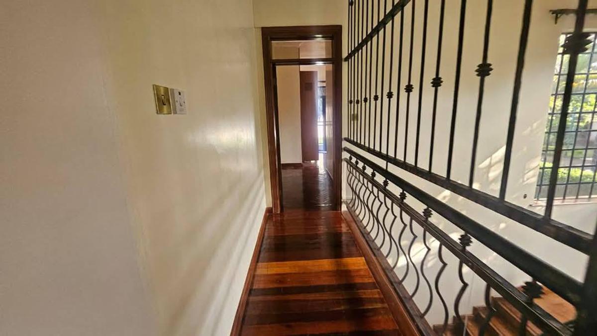 4 Bed Townhouse with En Suite in Kiambu Road - 9