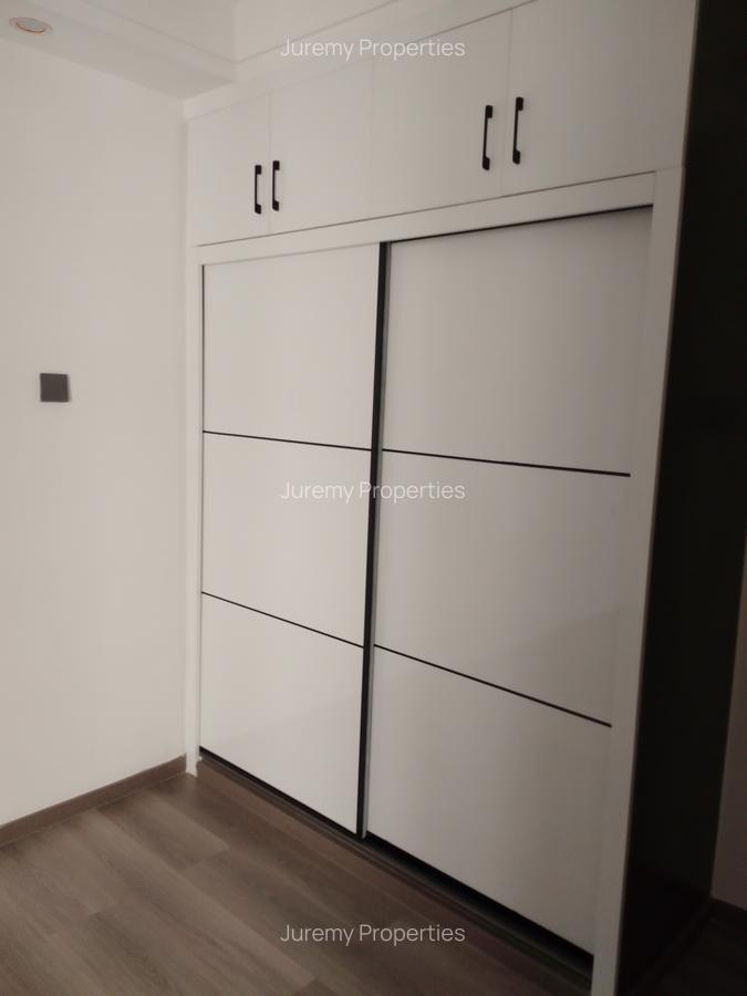 Serviced 2 Bed Apartment with En Suite in Kilimani - 6