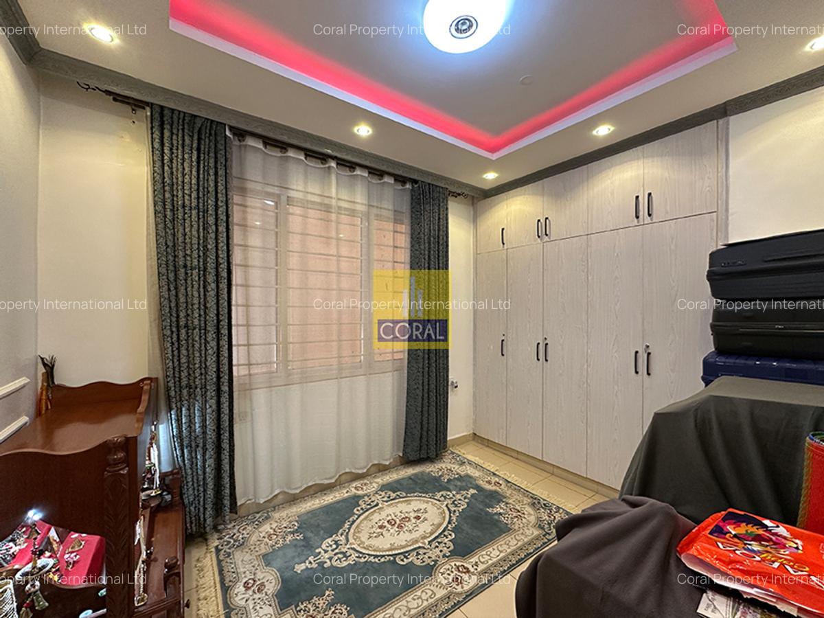 4 Bed Apartment in Parklands - 9