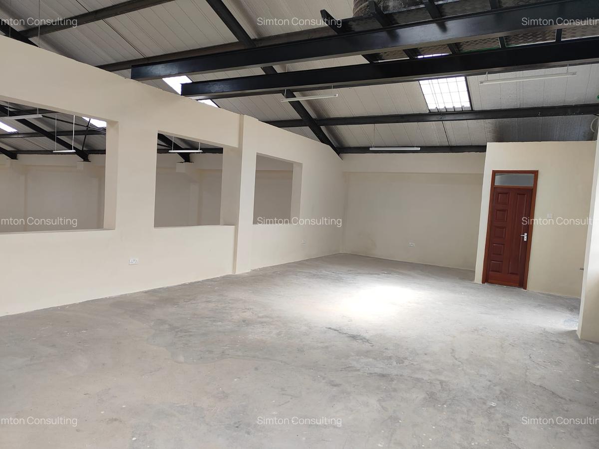 Warehouse with Fibre Internet at Edelman - 9