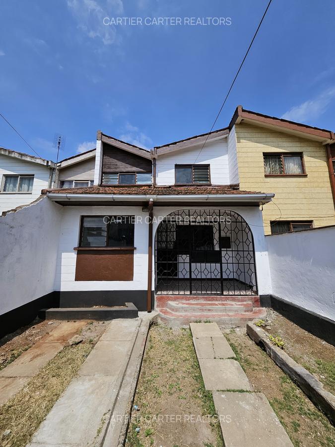 4 Bed House in Buruburu - 1