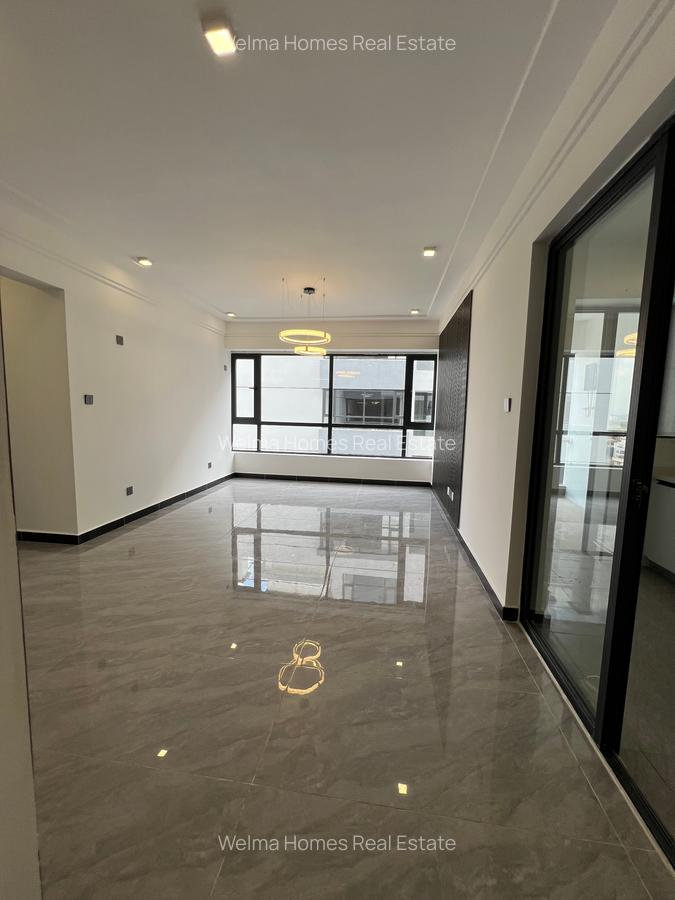 2 Bed Apartment with En Suite in Lavington - 2