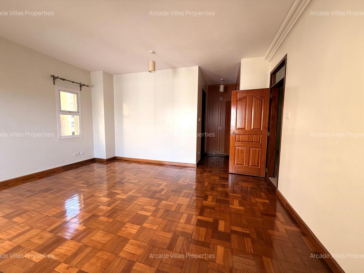 3 Bed Apartment with En Suite in Kileleshwa - 10