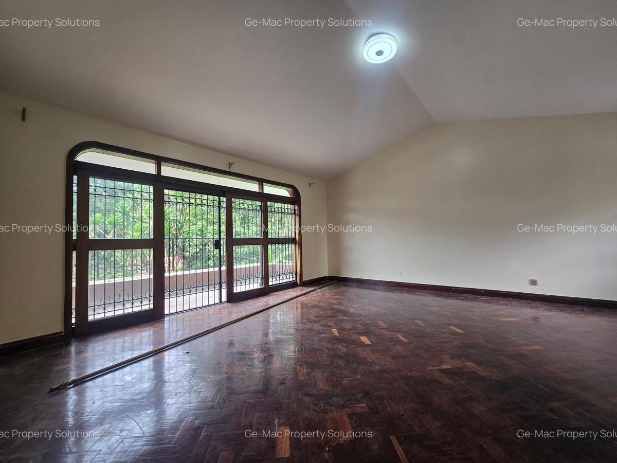 5 Bed House with En Suite in Muthaiga - 4