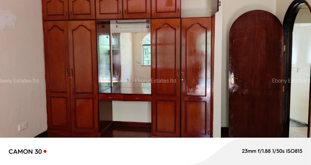 5 Bed Townhouse with En Suite in Riverside - 10