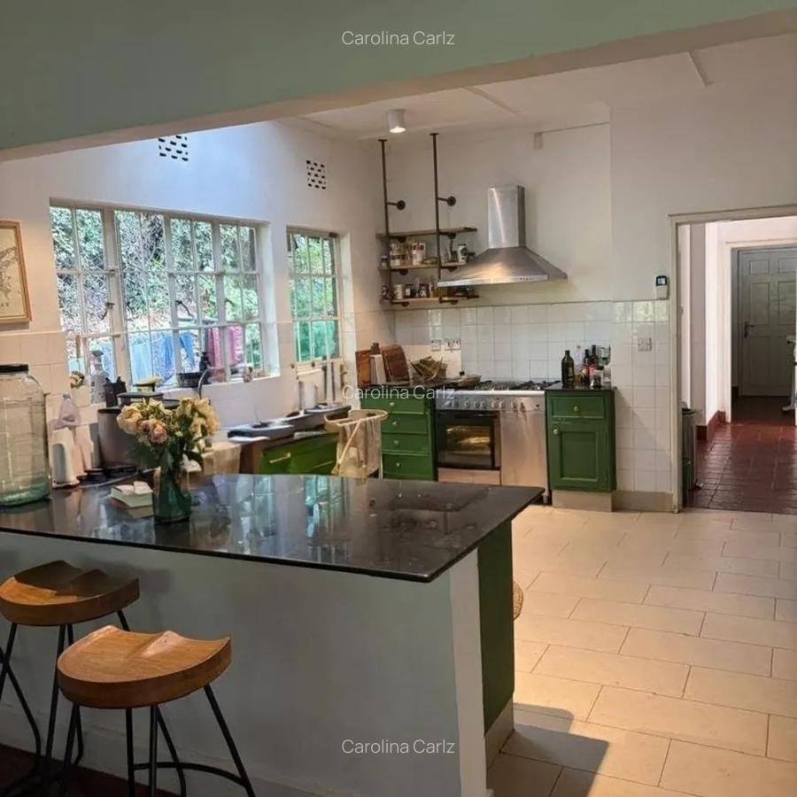 3 Bed House with En Suite at Kyuna - 7