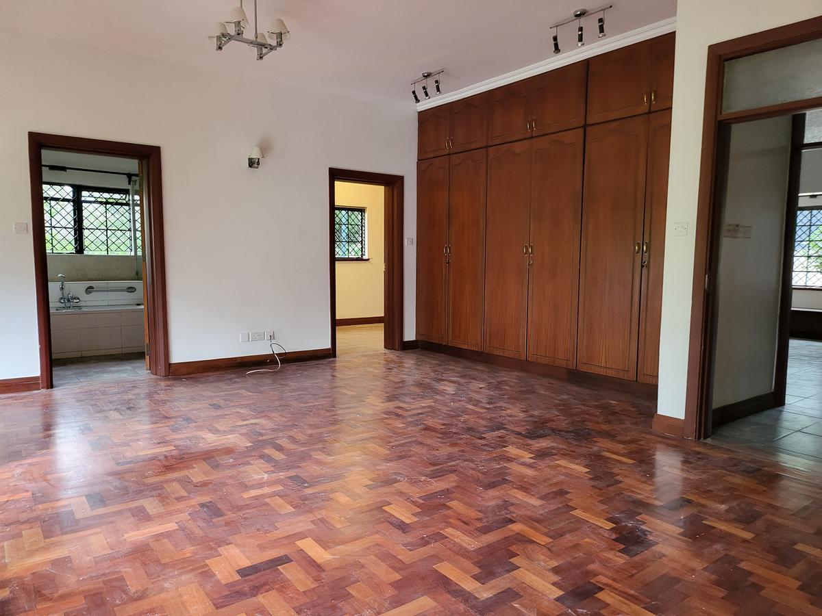 4 Bed House with En Suite in Muthaiga - 13