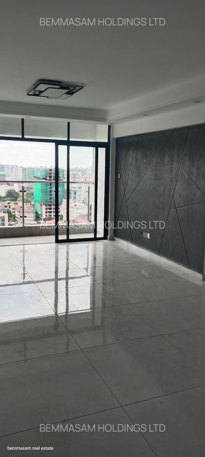 2 Bed Apartment with En Suite at Westlands Road - 5