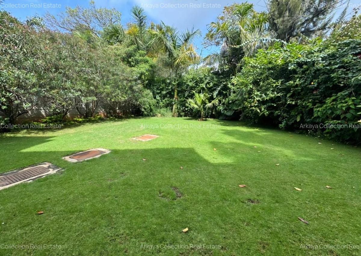 5 Bed Townhouse with En Suite in Lavington - 9