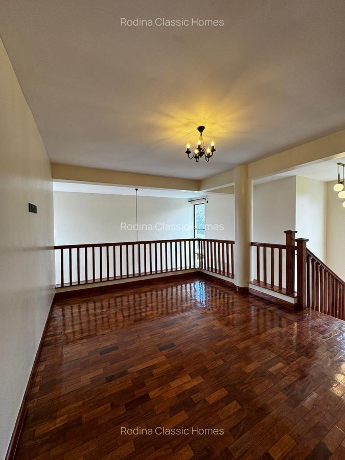 4 Bed Townhouse with En Suite in Karen - 5