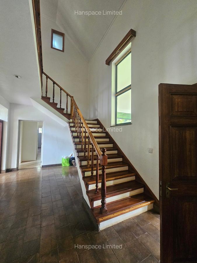 4 Bed Villa with En Suite in Kiambu Road - 14