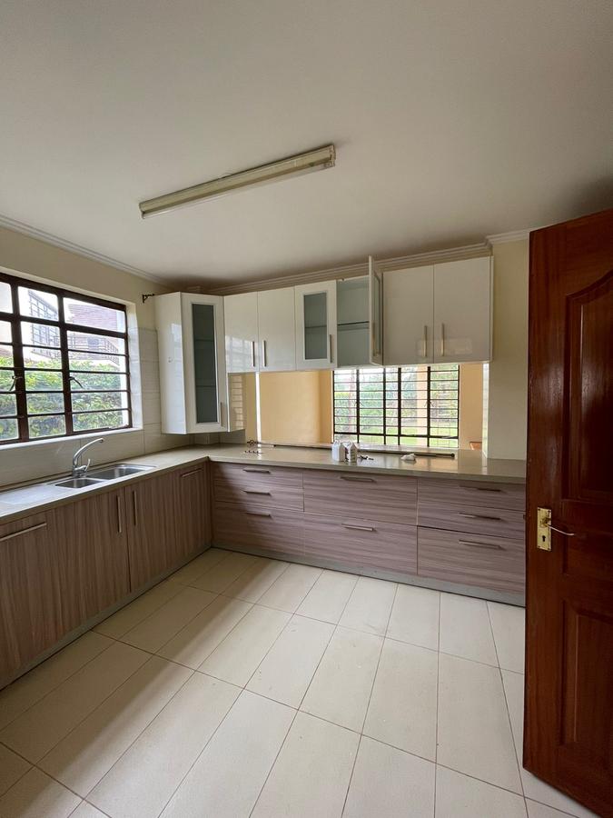 4 Bed Townhouse with En Suite in Runda - 8