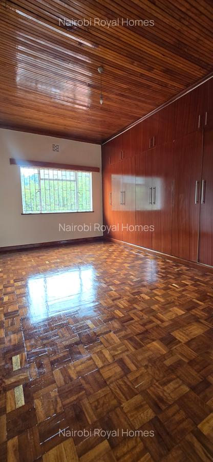 5 Bed House with En Suite at Rosslyn Road - 20