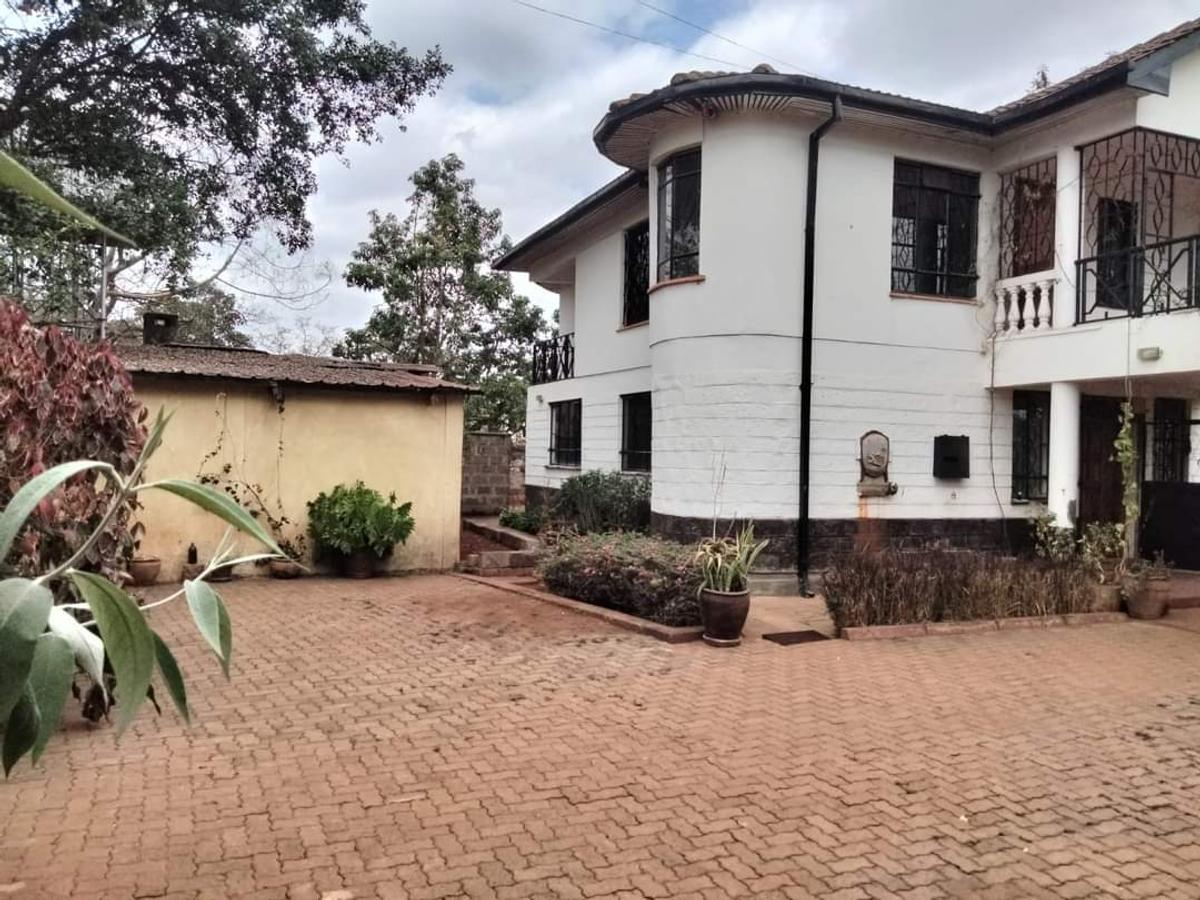 3 Bed House with En Suite in Garden Estate - 1