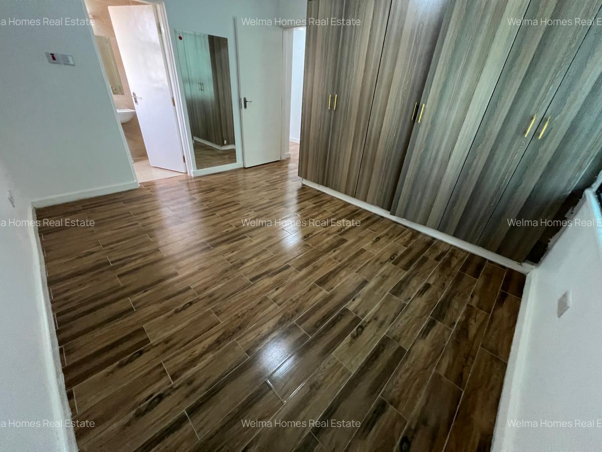 3 Bed Apartment with En Suite in Lavington - 10