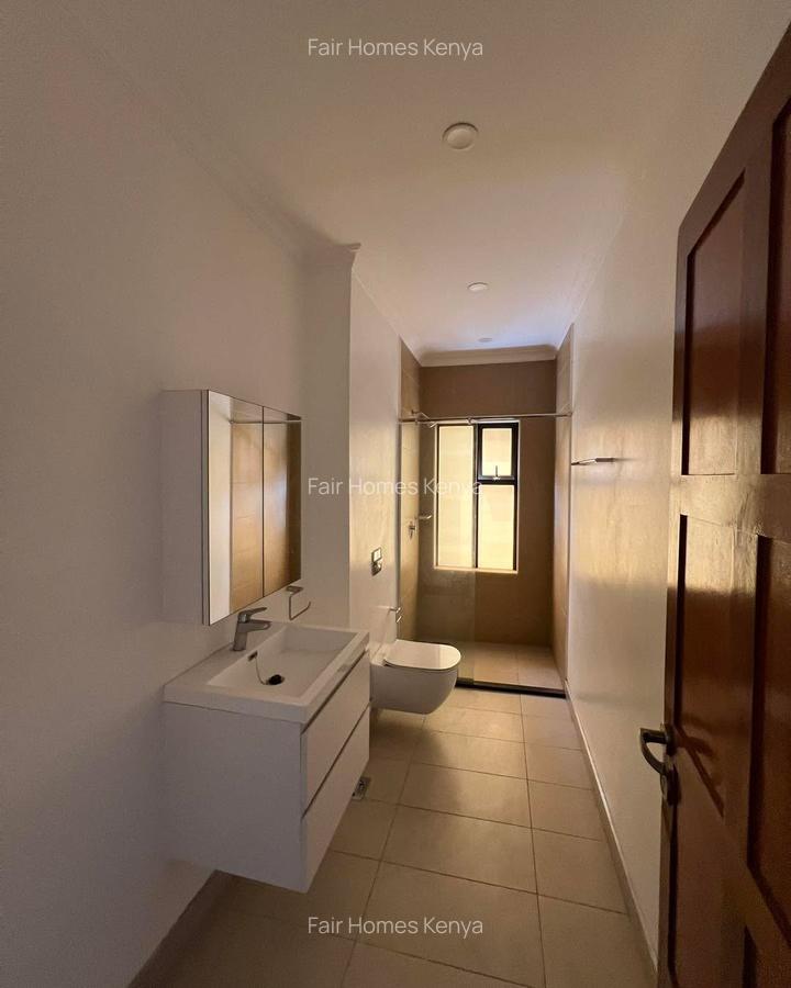 5 Bed Townhouse with En Suite at Kaputei Gardens - 7