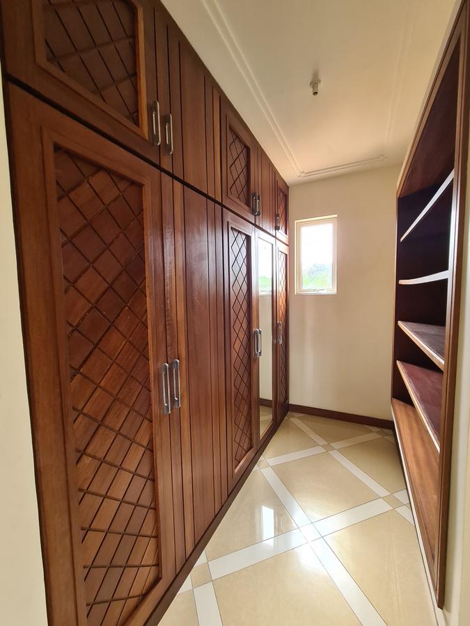 4 Bed Apartment with En Suite in Nyali Area - 9