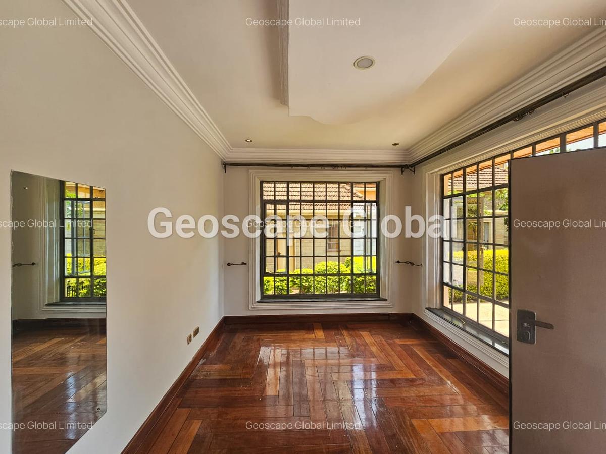 3 Bed House with En Suite in Runda - 12