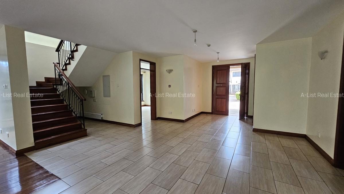 4 Bed Villa with En Suite at Runda Ruaka Rd - 3