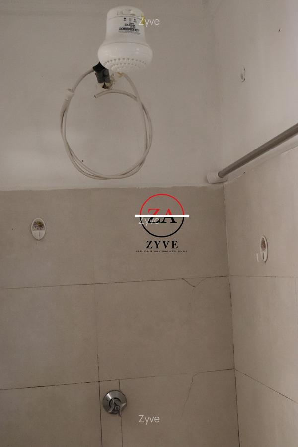 Studio Apartment with En Suite at Kilimani - 2