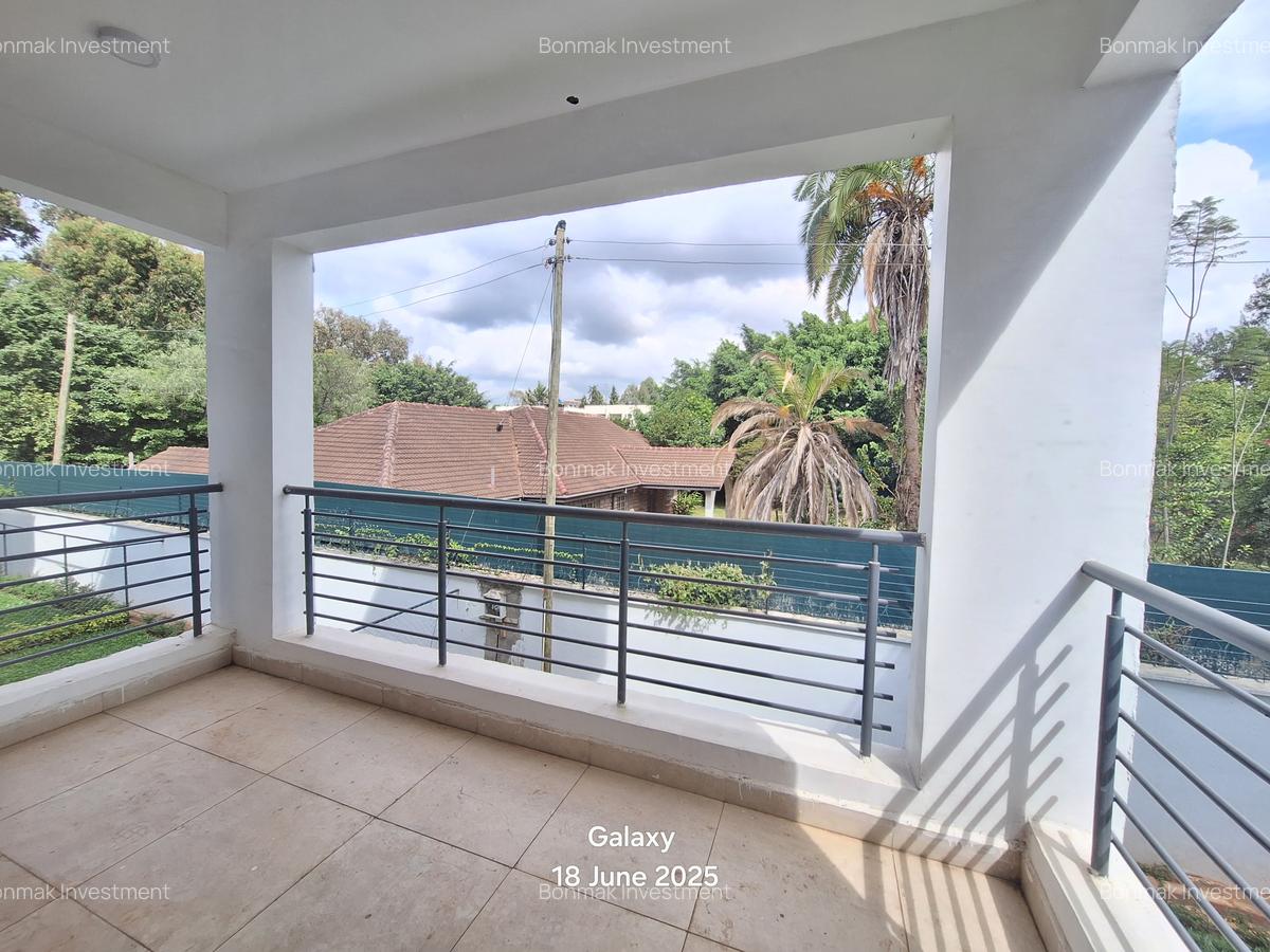 5 Bed Townhouse with En Suite at Convent Drive - 14