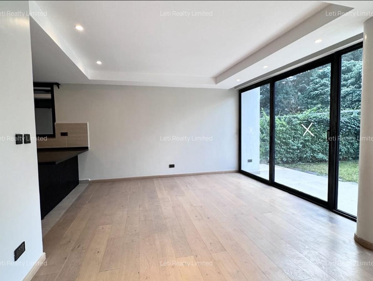 4 Bed Townhouse with En Suite in Lavington - 6