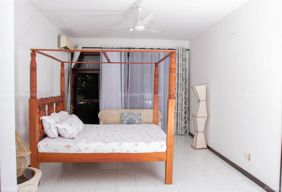 3 Bed House with En Suite in Malindi - 12