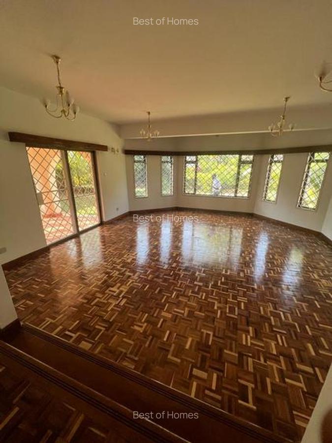 4 Bed Townhouse with En Suite in Lavington - 8