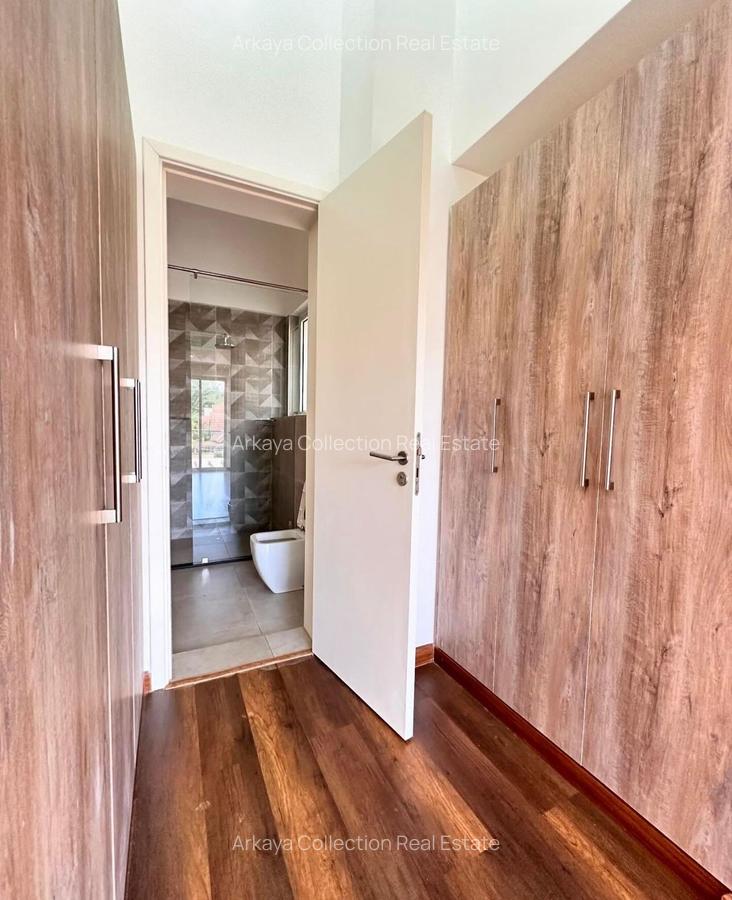 4 Bed Townhouse with En Suite in Lavington - 5