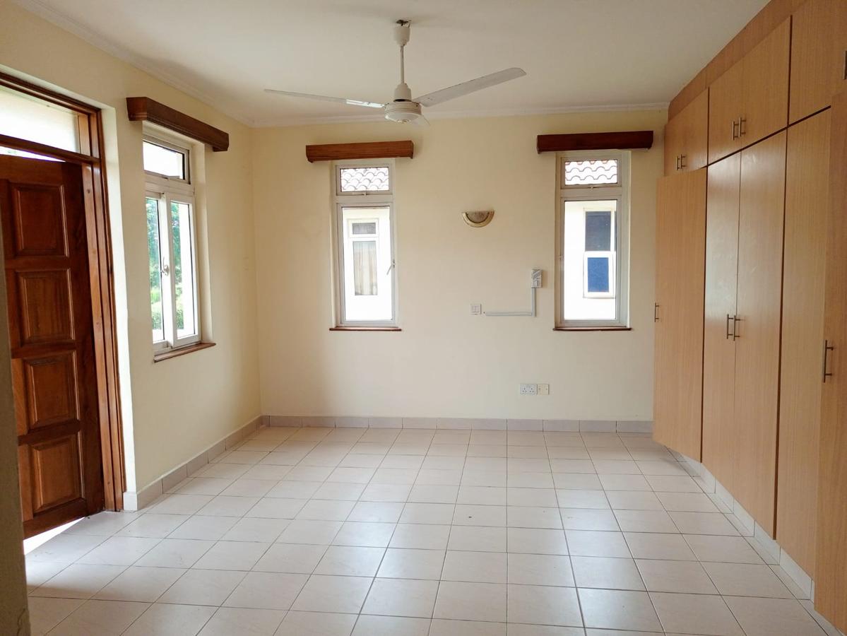 4 Bed Townhouse with En Suite in Mtwapa - 12