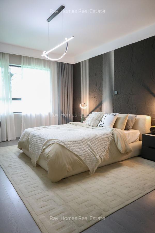 4 Bed Apartment with En Suite at Othaya Road - 18