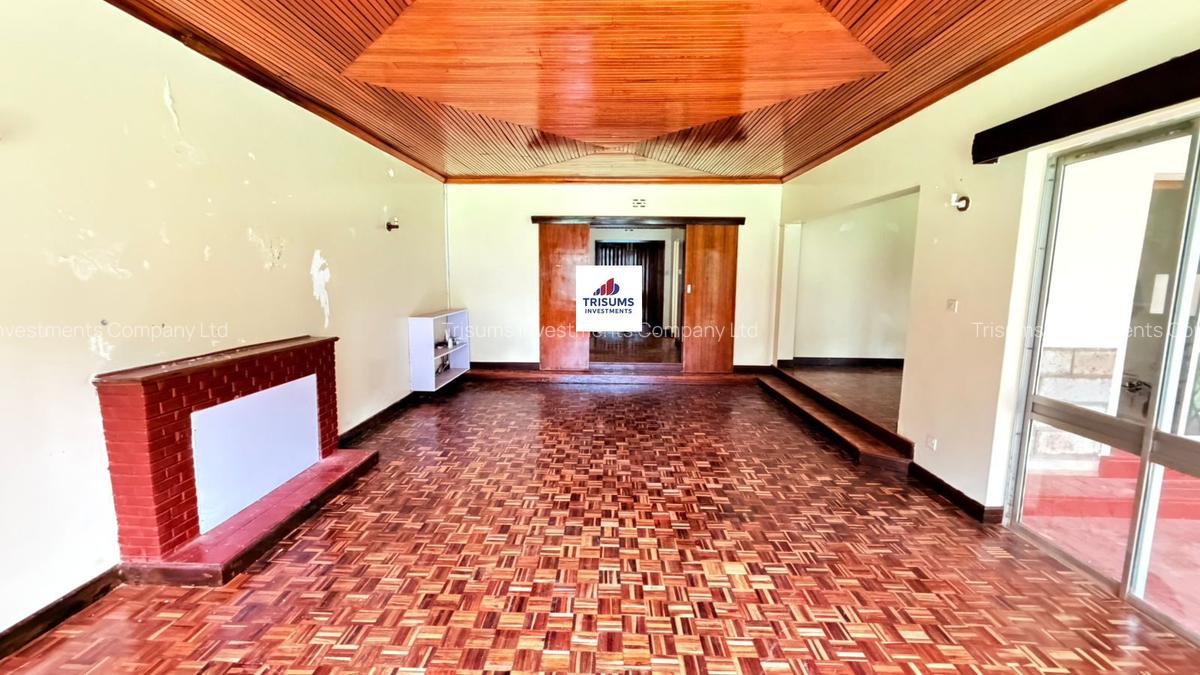 4 Bed House with En Suite in Runda - 2