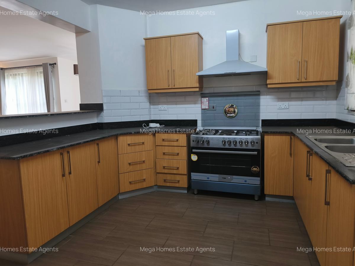 Serviced 3 Bed Apartment with En Suite in Riverside - 6