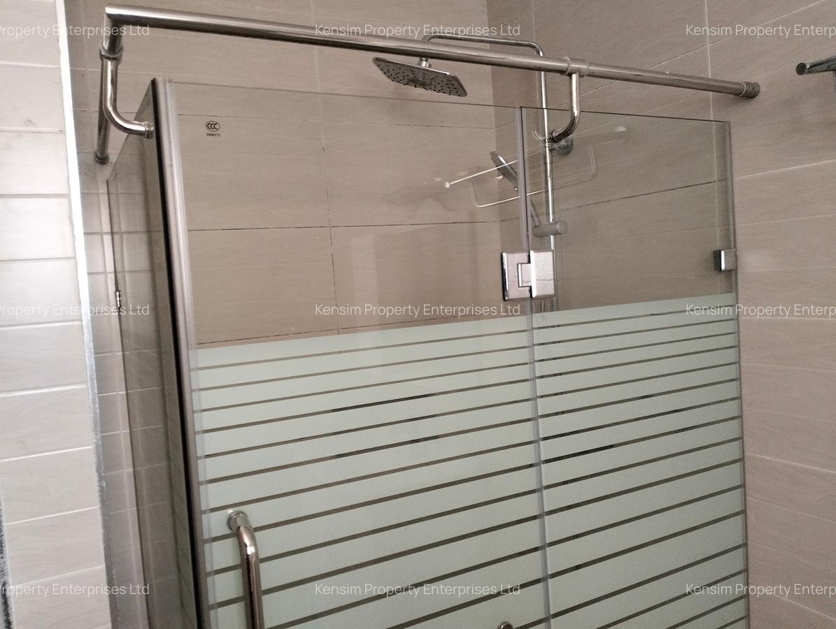 4 Bed Townhouse with En Suite in Lavington - 5