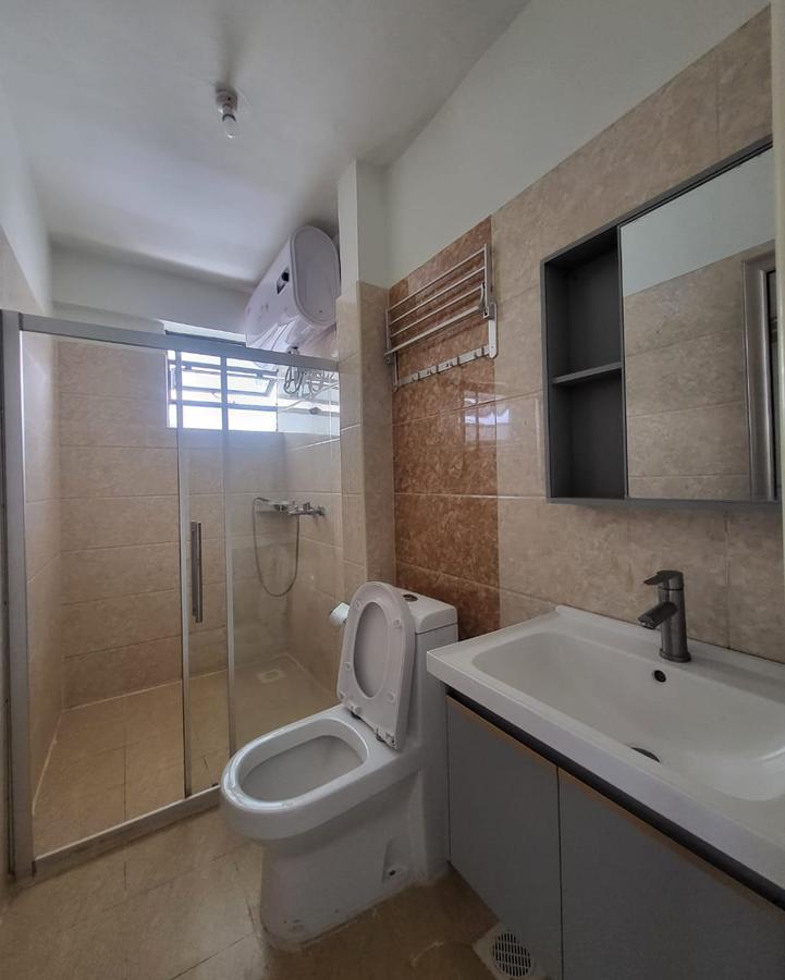 3 Bed Apartment with En Suite in Kilimani - 14