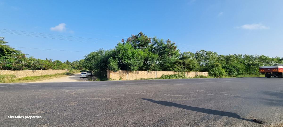 1 ac Land at Kijipwa - 1