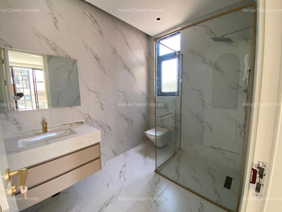 5 Bed Villa with En Suite at Lavington - 15