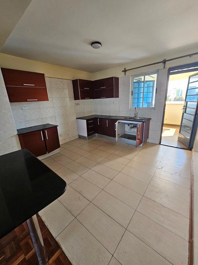 3 Bed Apartment with En Suite at Kilimani - 15